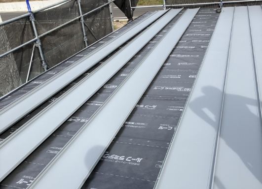 ガルバリウム屋根